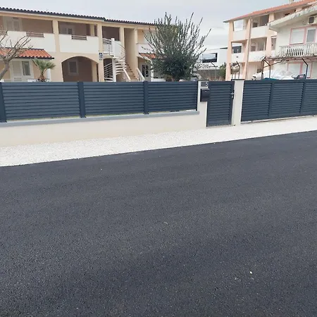 Juracak Josip I Mira Apartment Vrsi