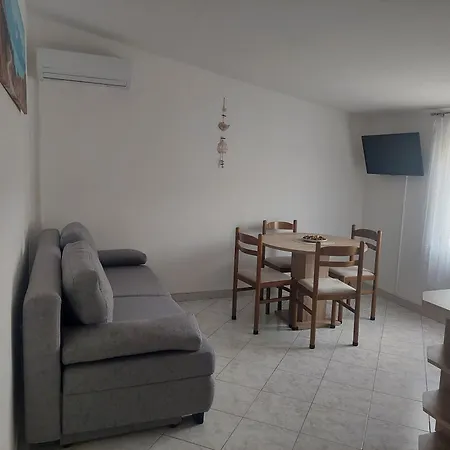 Apartment Juracak Josip I Mira
