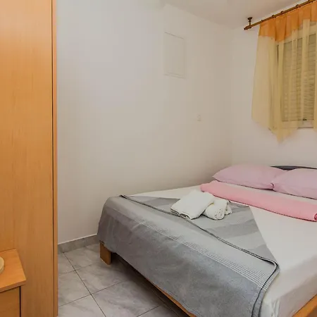 Juracak Josip I Mira Apartment Vrsi