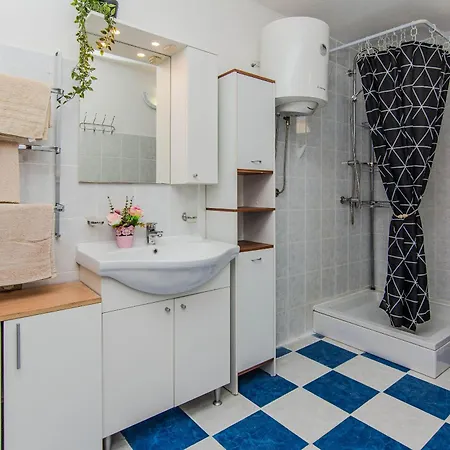 Apartamento Juracak Josip I Mira *
