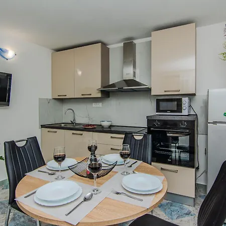Juracak Josip I Mira Apartment