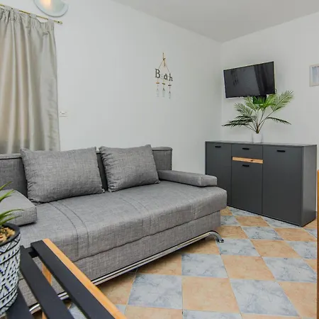 Apartment Juracak Josip I Mira *