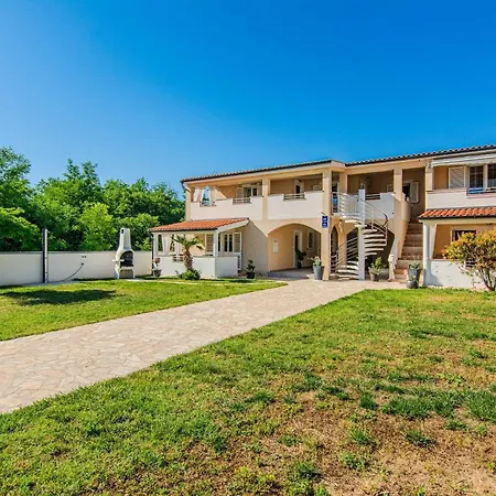 Juracak Josip I Mira Apartamento