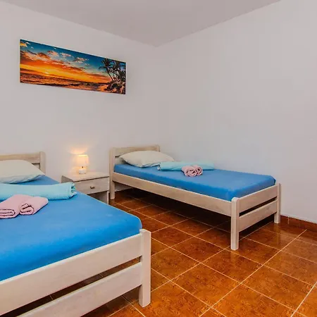 Apartamento Juracak Josip I Mira