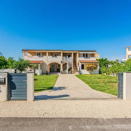 Juracak Josip I Mira *