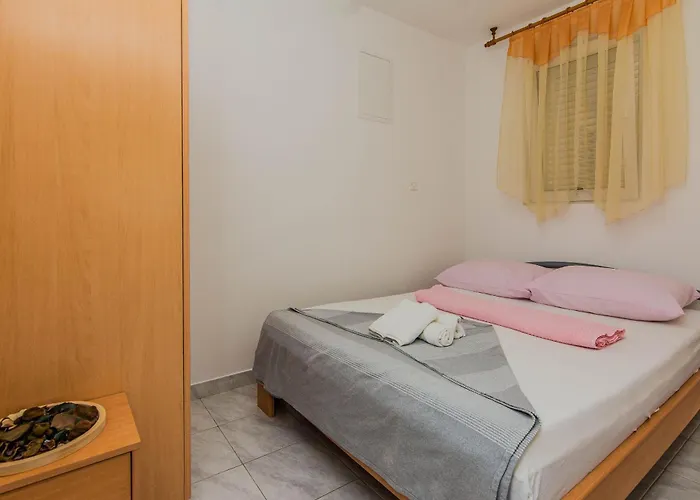 Juracak Josip I Mira Apartamento Vrsi