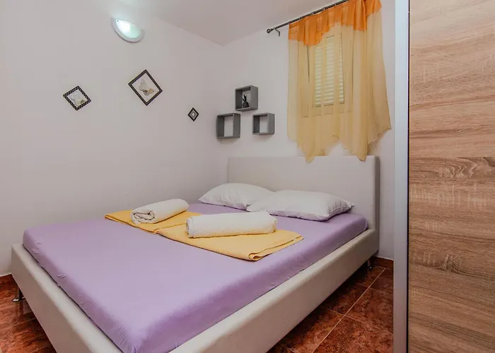 Juracak Josip I Mira * Vrsi