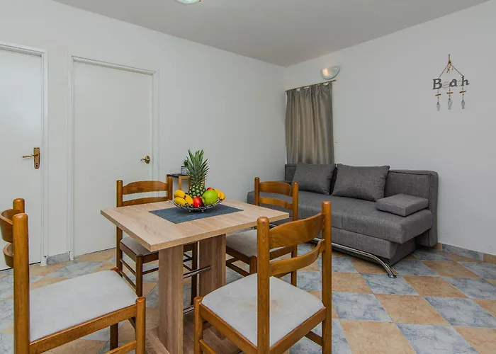 Juracak Josip I Mira Apartamento