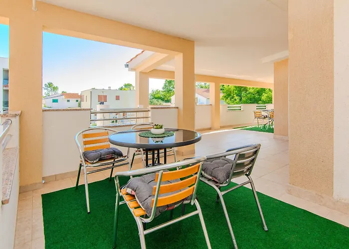 Juracak Josip I Mira Apartamento *