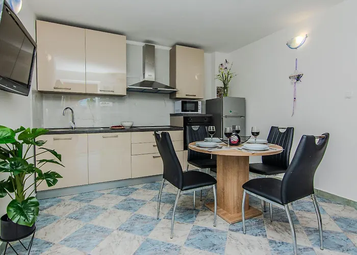 Juracak Josip I Mira Apartamento *